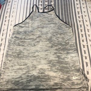 Nike women’s workout tank
